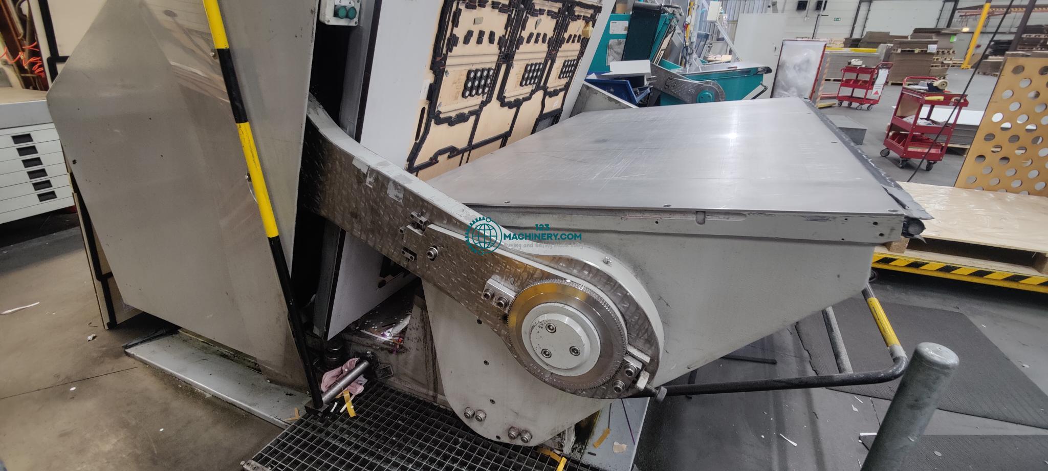 Die cutting machine
